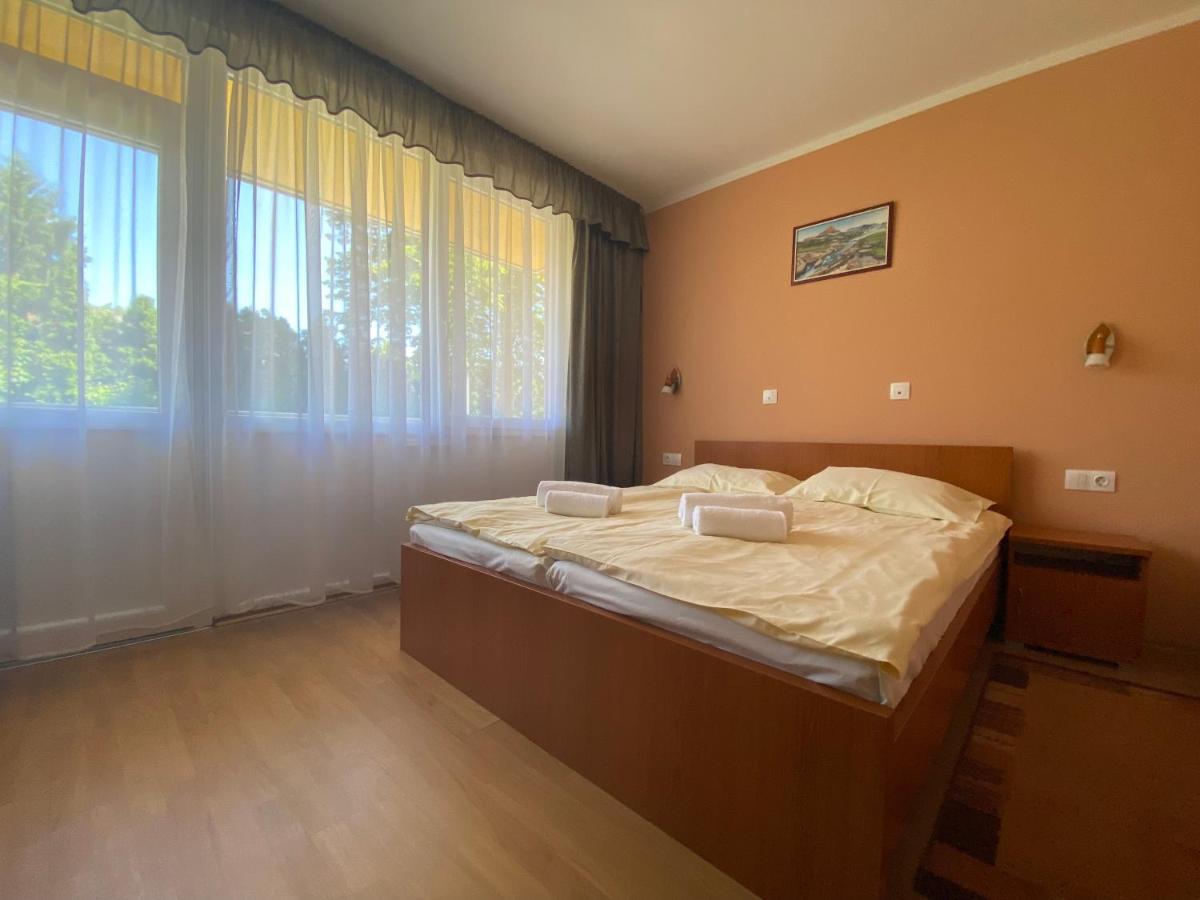 Arkanum Hotel Balatonmáriafürdő 外观 照片